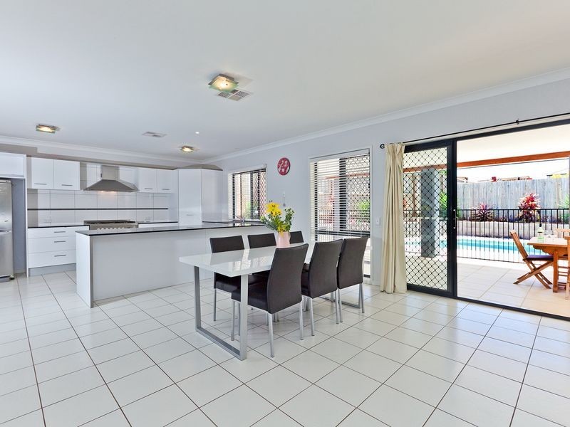 12 Tindappah Drive, Thornlands QLD 4164