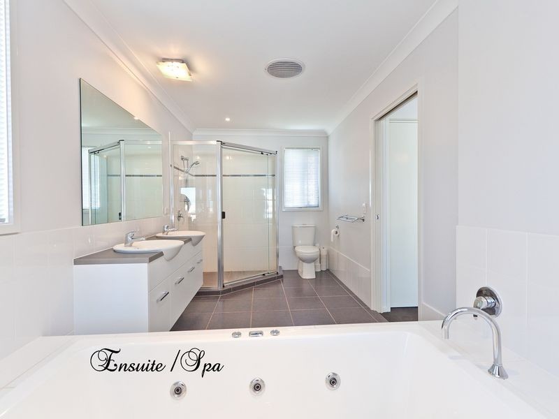 12 Tindappah Drive, Thornlands QLD 4164