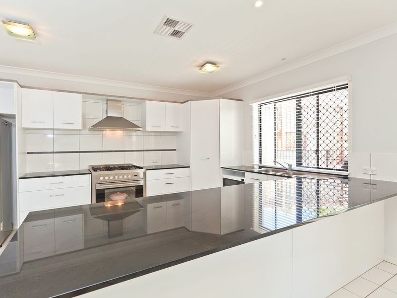 12 Tindappah Drive, Thornlands QLD 4164