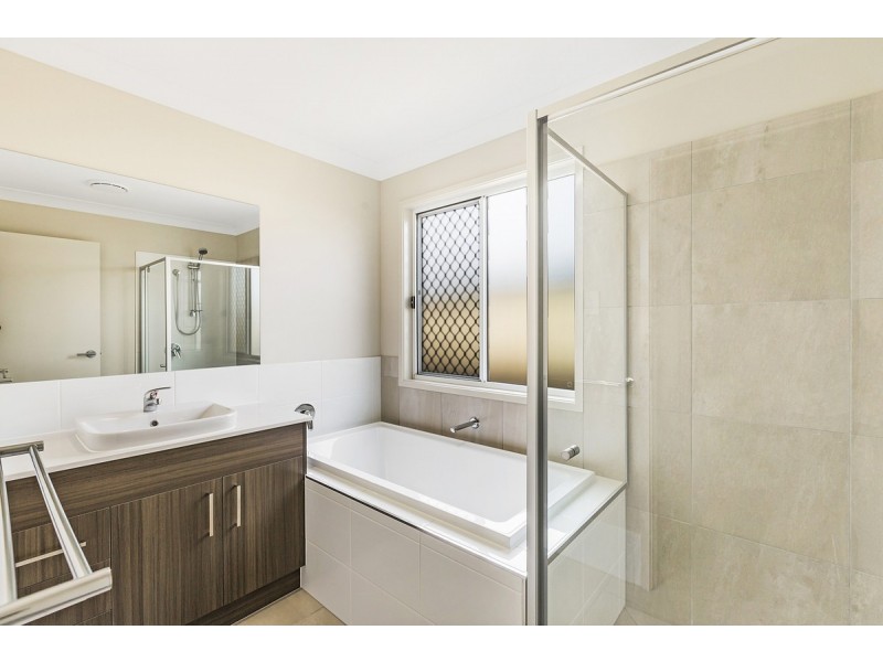 84 Delancey Street, Ormiston QLD 4160