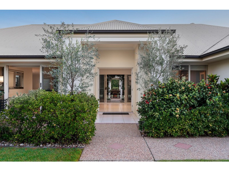 72 Sinnamon Road, Sinnamon Park QLD 4073