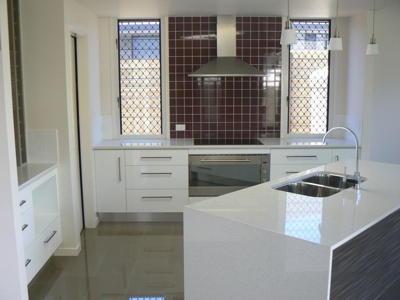 22 Pentecost Place, Redland Bay QLD 4165