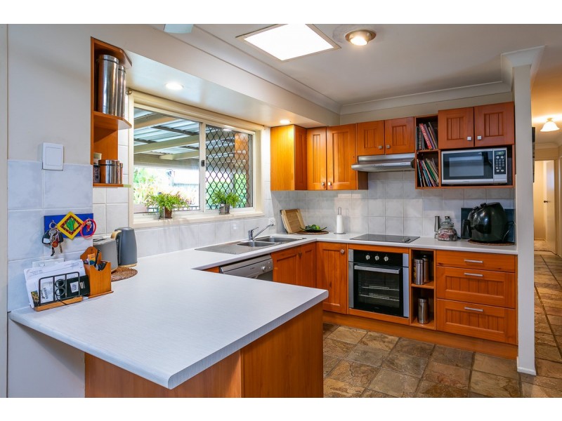 56 Pt O’Halloran Road, Victoria Point QLD 4165