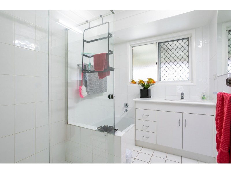 56 Pt O’Halloran Road, Victoria Point QLD 4165