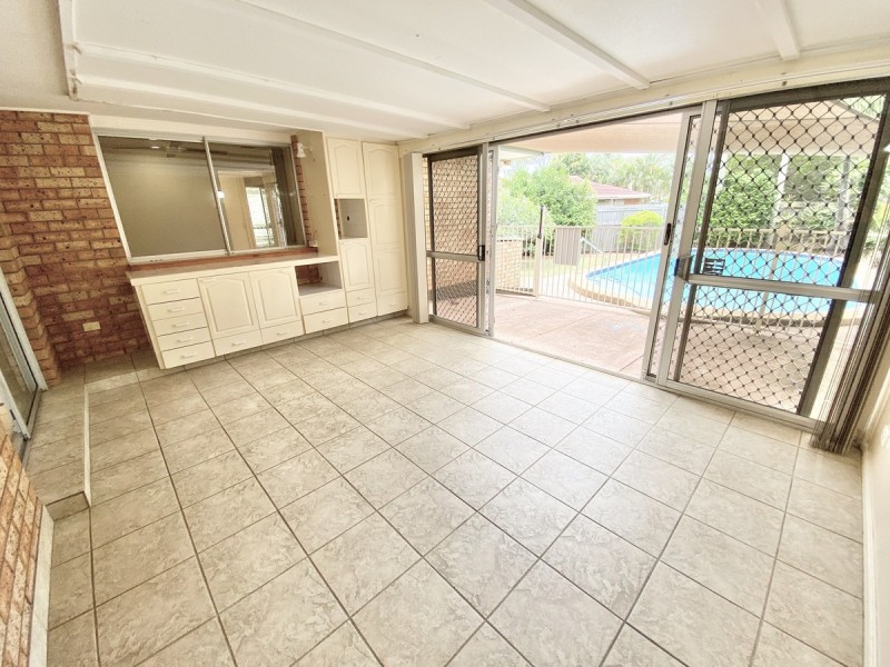 6 Peel Court, Cleveland QLD 4163