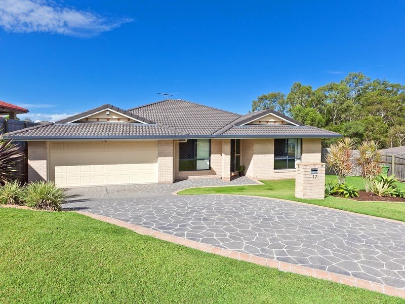 17 Emperor Drive, Redland Bay QLD 4165