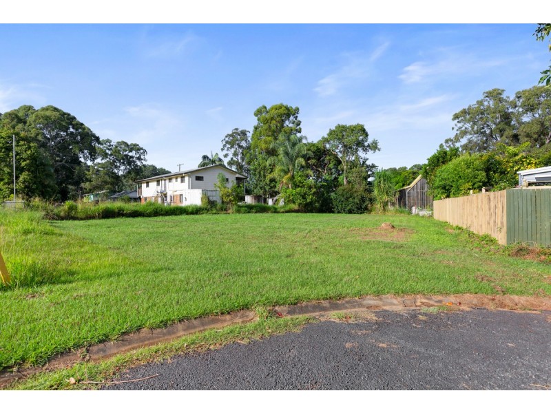 3 Almond Court, Lamb Island QLD 4184