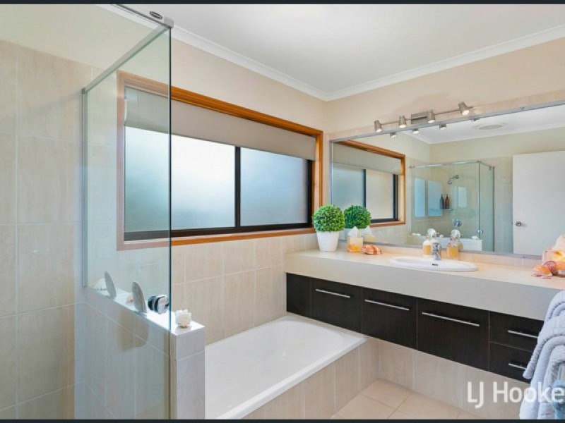 2 Sleath Street, Ormiston QLD 4160