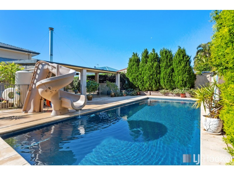 4 Stormlily Court, Victoria Point QLD 4165