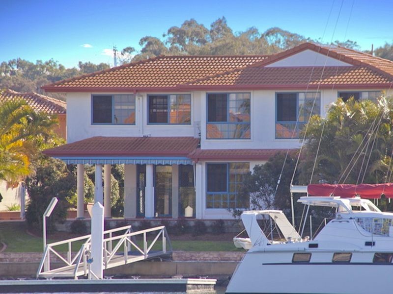 12 Plymouth Court, Raby Bay QLD 4163