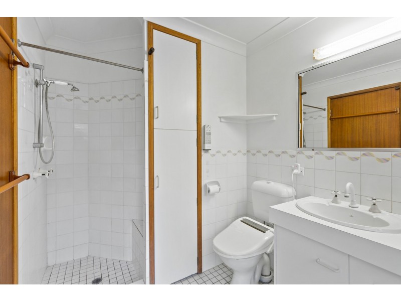 4 Barron Street, Victoria Point QLD 4165