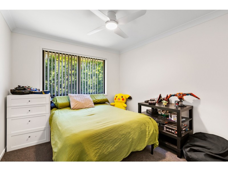 7 Lizard Place, Redland Bay QLD 4165