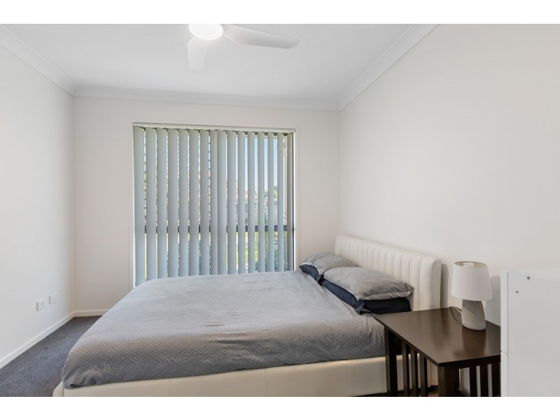 7 Lizard Place, Redland Bay QLD 4165