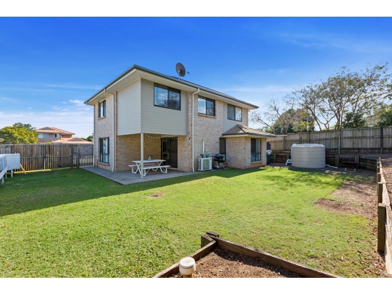 7 Lizard Place, Redland Bay QLD 4165