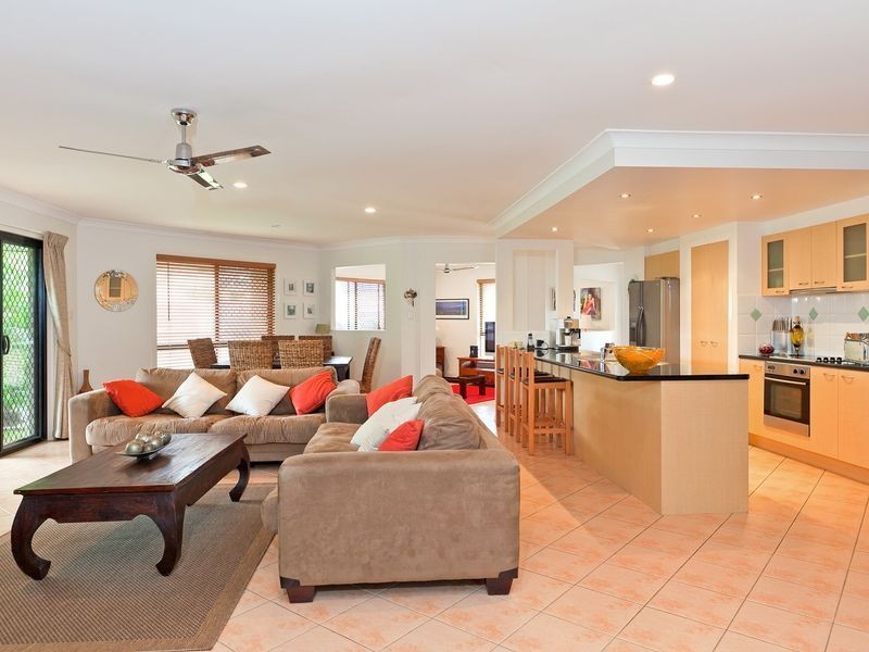 67 Seaholly Crescent, Victoria Point QLD 4165