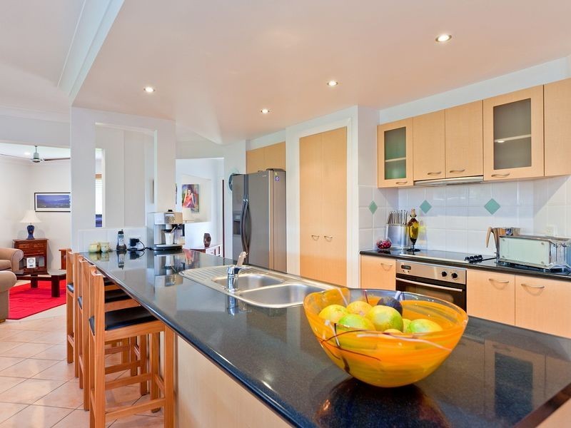 67 Seaholly Crescent, Victoria Point QLD 4165