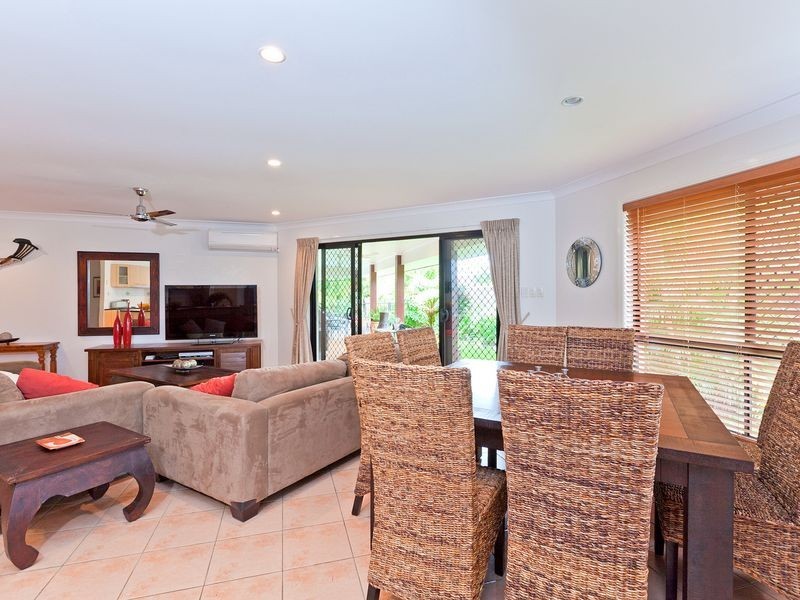 67 Seaholly Crescent, Victoria Point QLD 4165