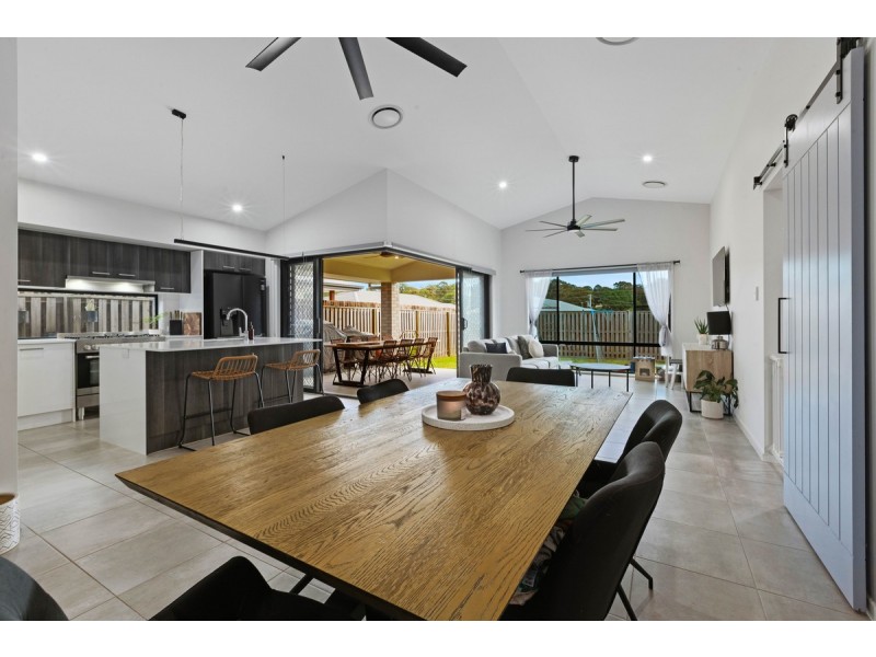 12 Annette Street, Logan Reserve QLD 4133