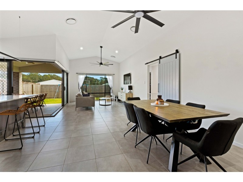 12 Annette Street, Logan Reserve QLD 4133