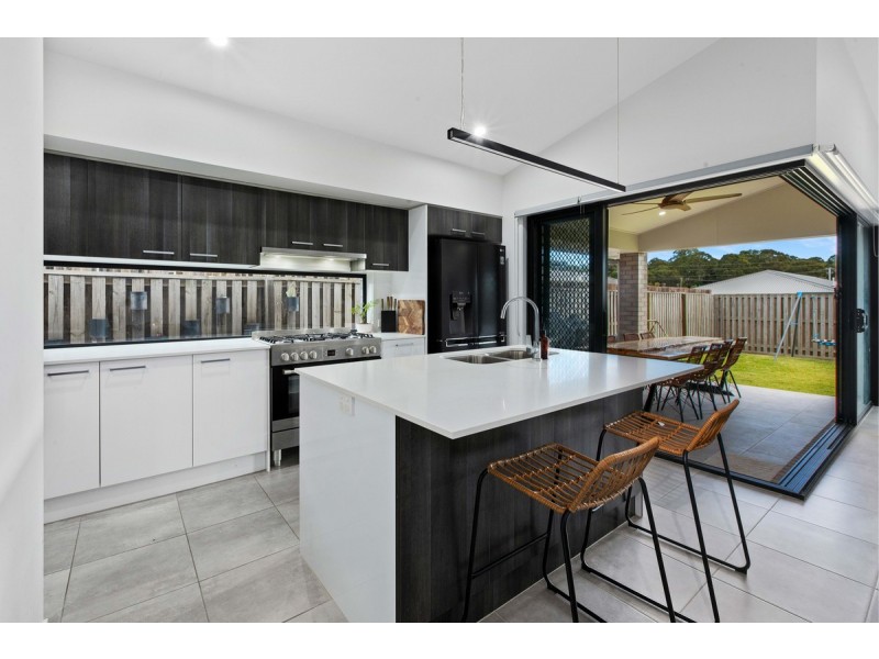 12 Annette Street, Logan Reserve QLD 4133