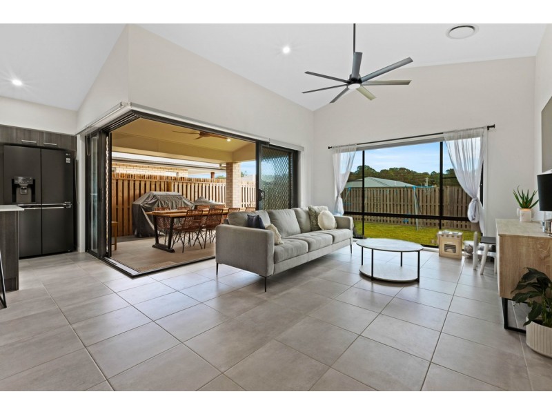 12 Annette Street, Logan Reserve QLD 4133