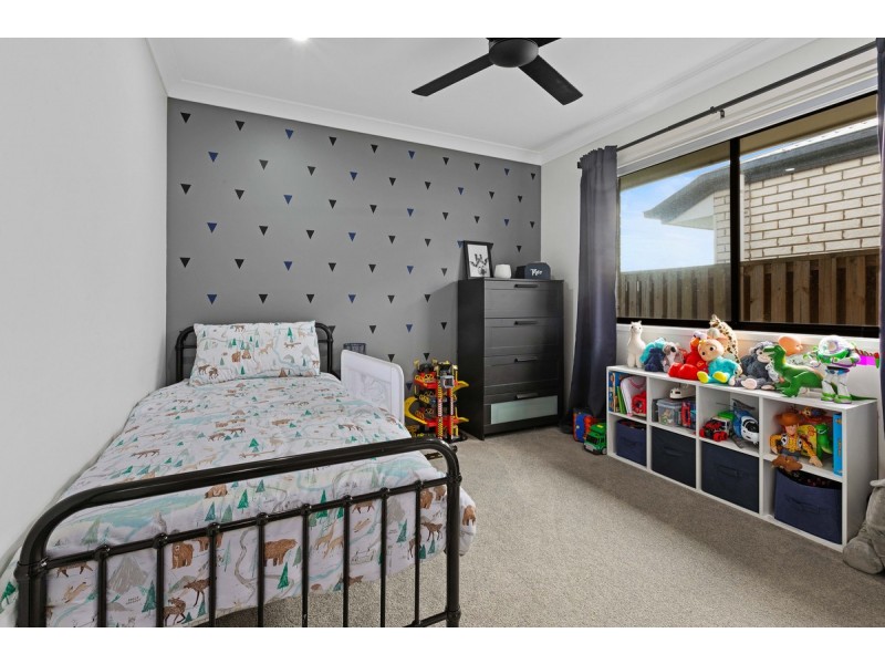 12 Annette Street, Logan Reserve QLD 4133