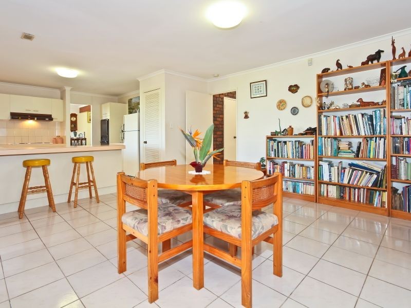 352 Bloomfield Street, Cleveland QLD 4163