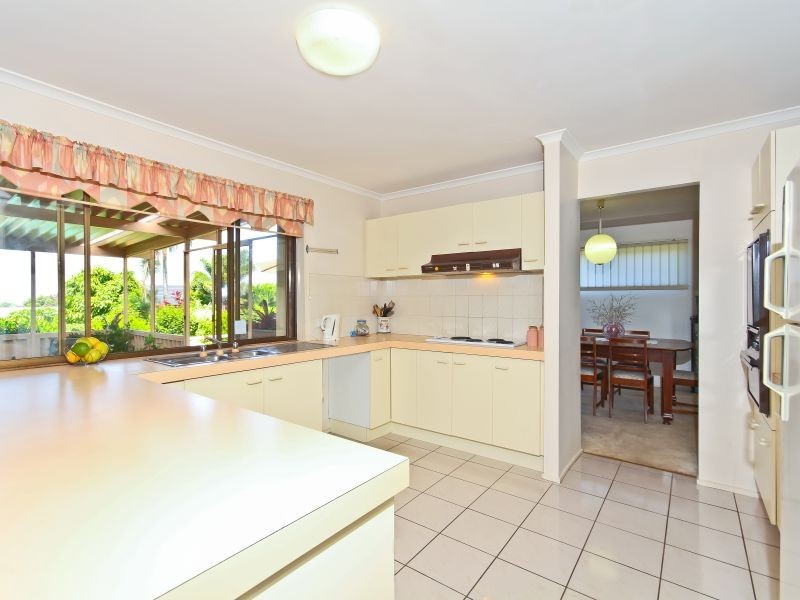 352 Bloomfield Street, Cleveland QLD 4163