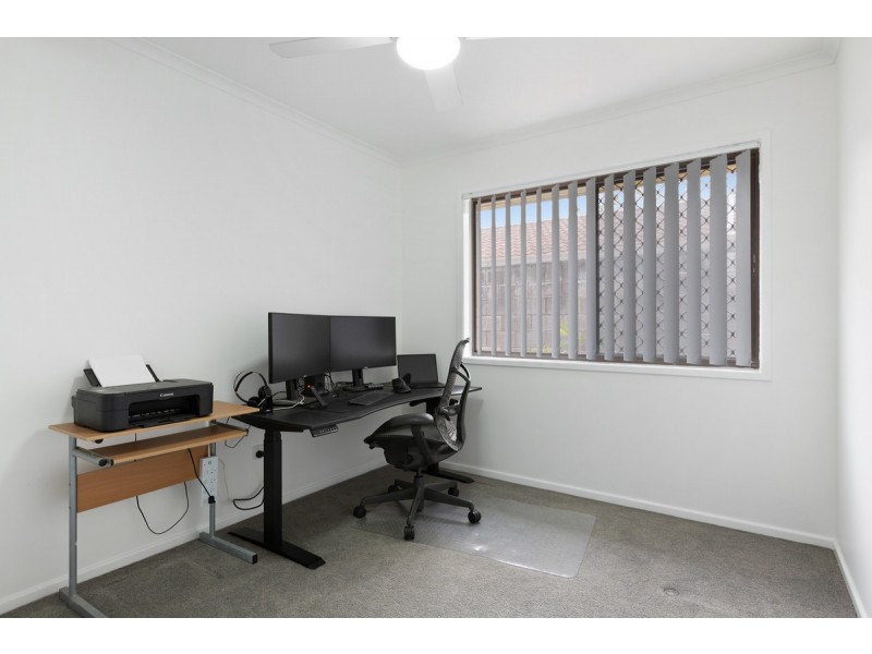 7 Marine Street, Redland Bay QLD 4165