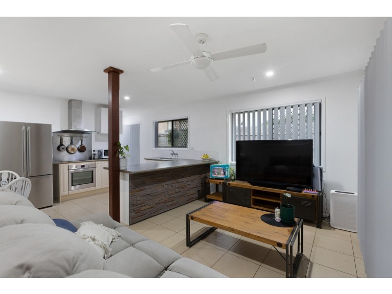 7 Marine Street, Redland Bay QLD 4165