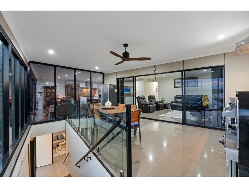 5 Schooner Street, Russell Island QLD 4184