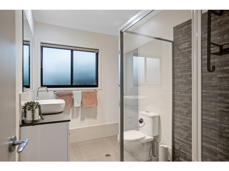 5 Schooner Street, Russell Island QLD 4184