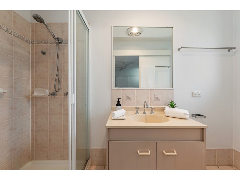 6/76 Island Street, Cleveland QLD 4163