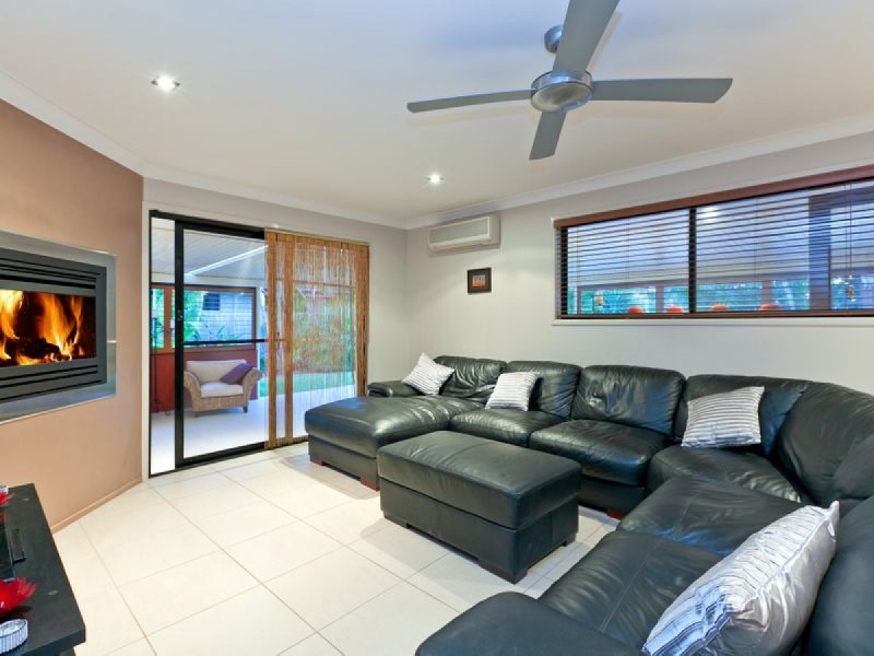7 Willard Close, Wellington Point QLD 4160