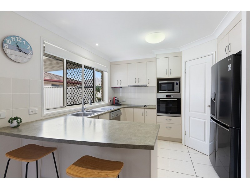 2 Sable Close, Thornlands QLD 4164