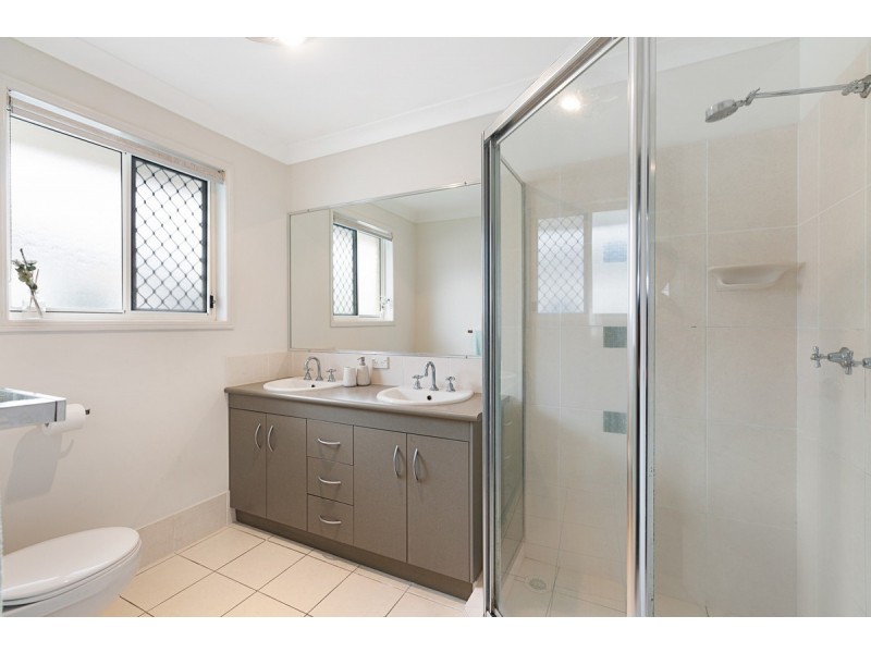 2 Sable Close, Thornlands QLD 4164