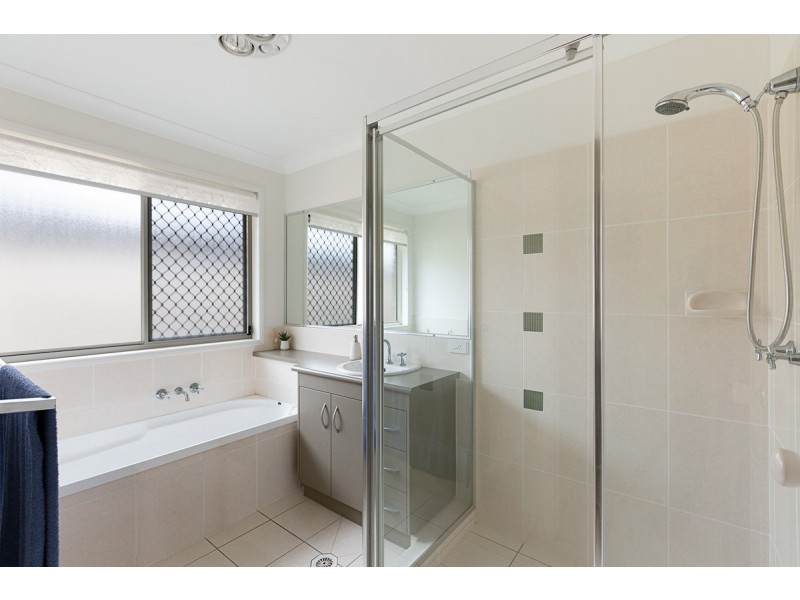 2 Sable Close, Thornlands QLD 4164
