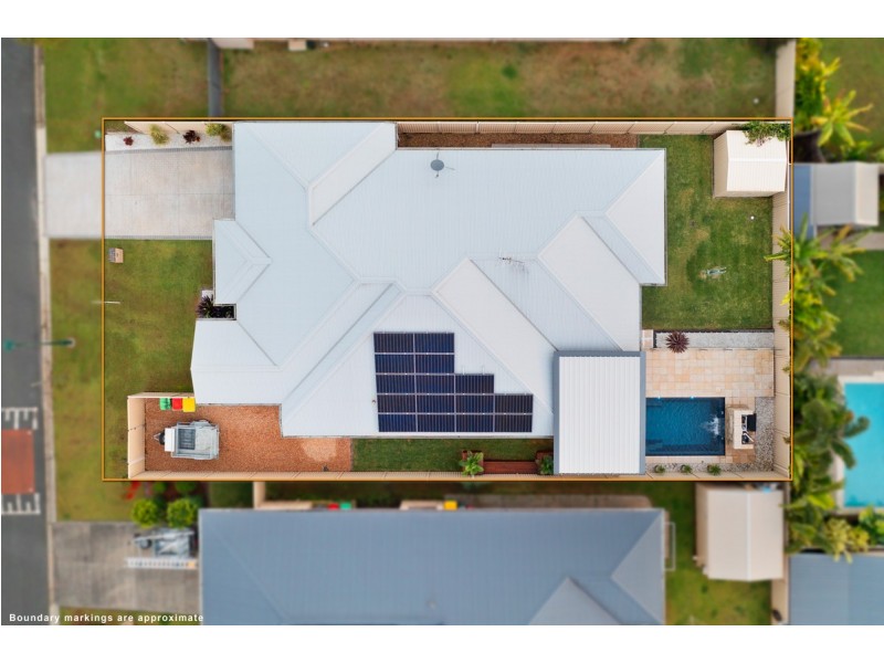 18 Willis Close, Redland Bay QLD 4165