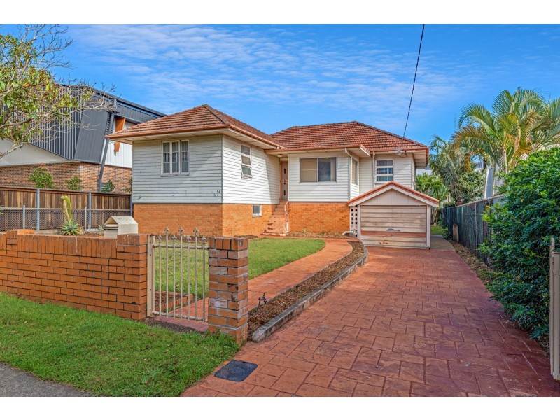 54 Windsor Street, Hamilton QLD 4007