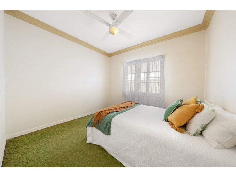 54 Windsor Street, Hamilton QLD 4007