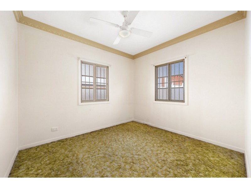 54 Windsor Street, Hamilton QLD 4007