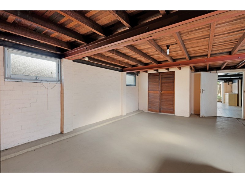 54 Windsor Street, Hamilton QLD 4007