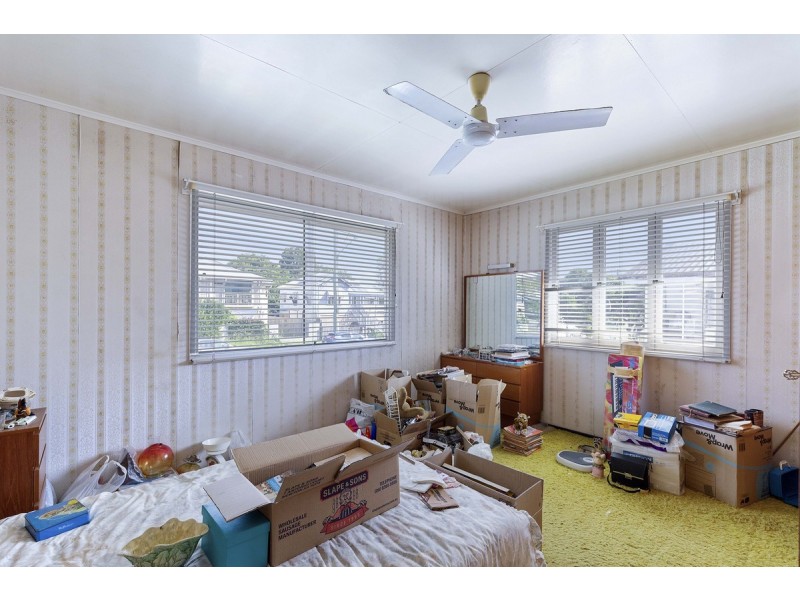 63 Sandy Camp Road, Wynnum North QLD 4178