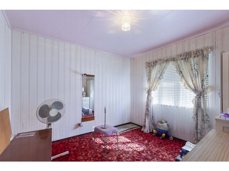 63 Sandy Camp Road, Wynnum North QLD 4178