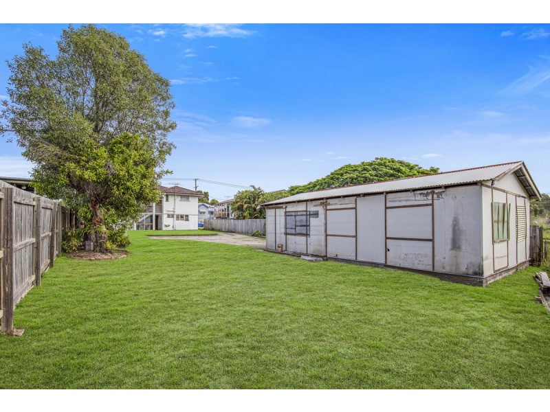 63 Sandy Camp Road, Wynnum North QLD 4178