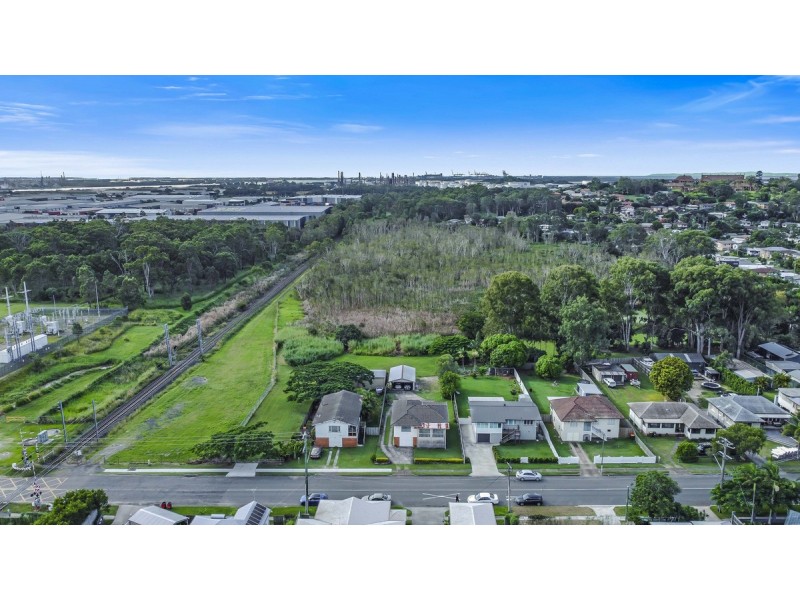 63 Sandy Camp Road, Wynnum North QLD 4178
