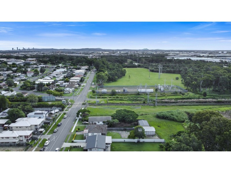 63 Sandy Camp Road, Wynnum North QLD 4178