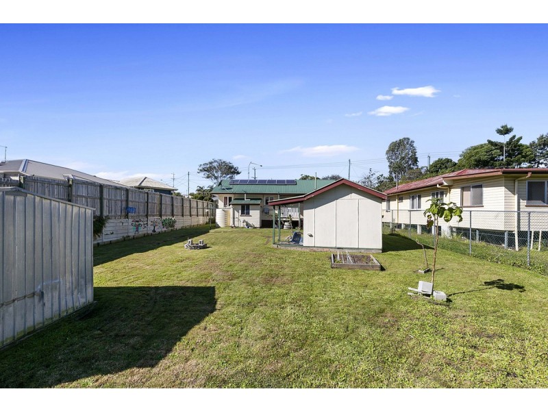 57 Wondall Road, Wynnum West QLD 4178