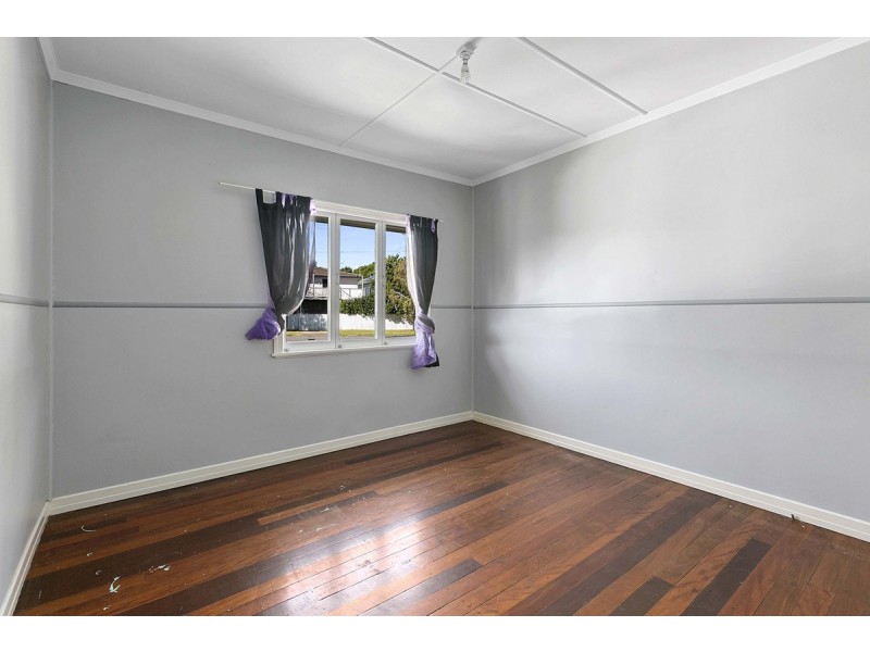 57 Wondall Road, Wynnum West QLD 4178