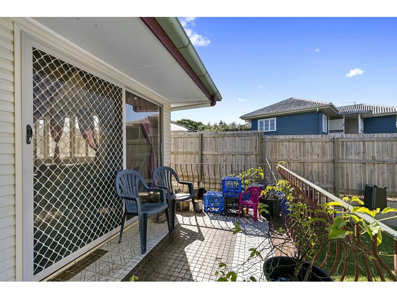57 Wondall Road, Wynnum West QLD 4178